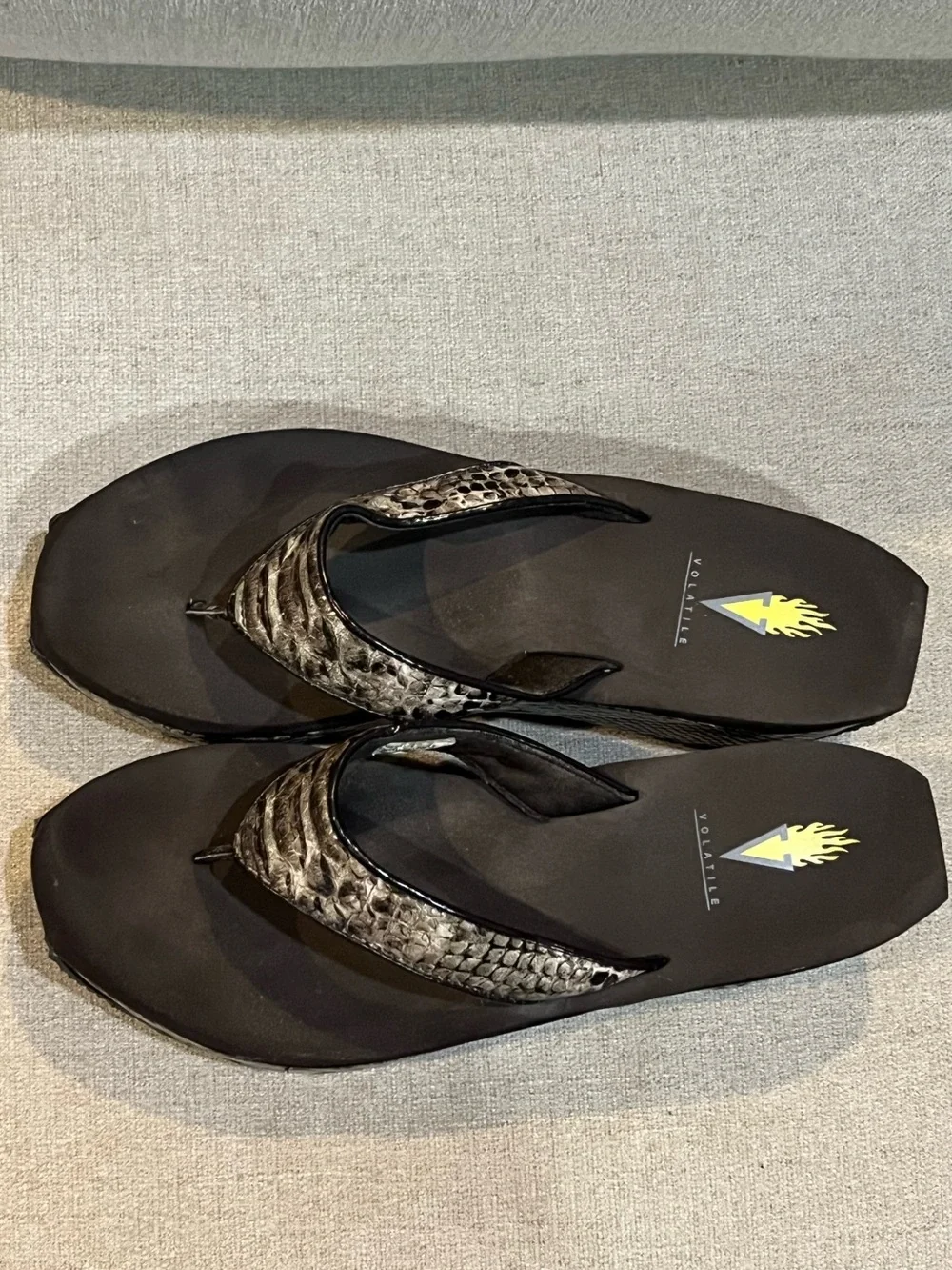 Volatile Snakeskin Print Sandals Size 9